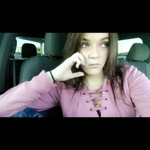 Meet your Posher, Abigail